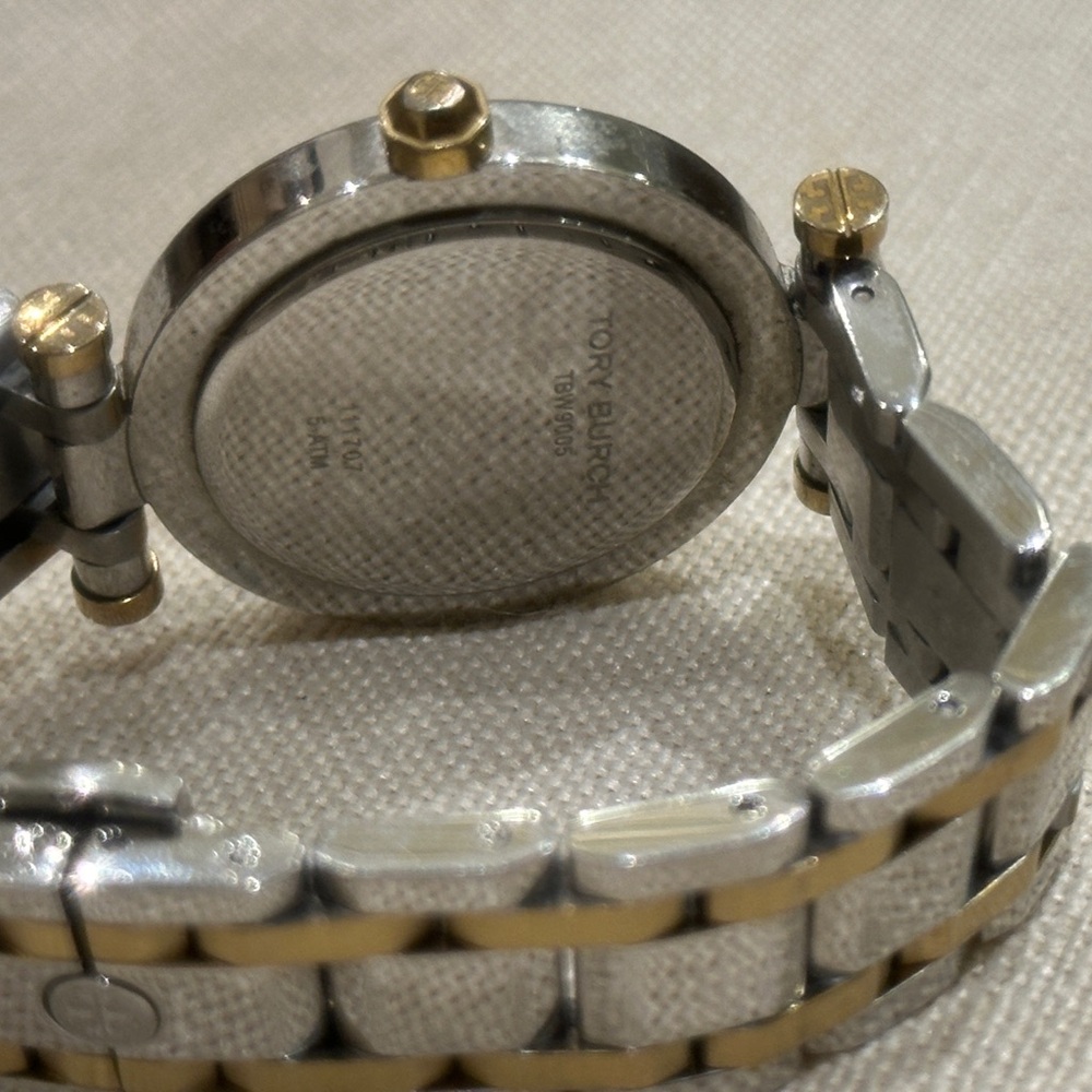 Tory Burch Women's Classic T Watch - Picture 3 of 6
